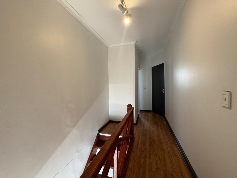 4 Bedroom Property for Sale in Observatory Western Cape